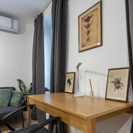 Apartman The Hive Old Town *